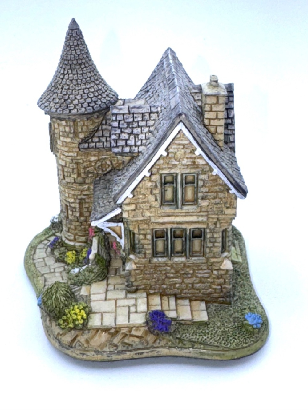 Collectible Lilliput Lane Rampant Lion L2871 With Deed And Box